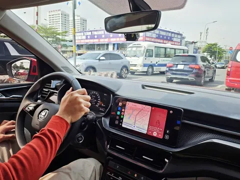 Vội vã tìm thuê xe khi kỳ nghỉ Tết Dương lịch bất ngờ kéo dài