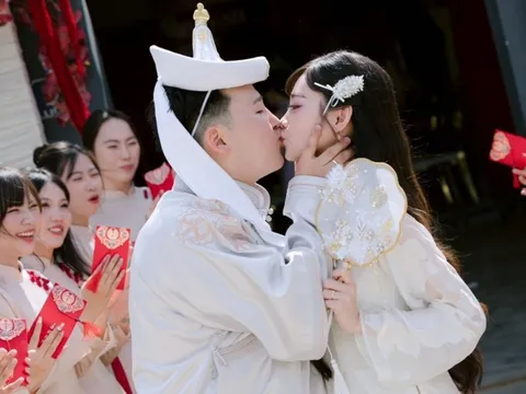 Chàng rể Mông Cổ mang sữa bò sang hỏi vợ Việt Nam