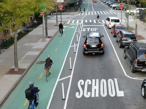 Trước TP.HCM, các nước xây làn đường ưu tiên xe đạp thế nào?