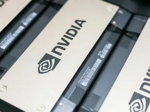 Giá GPU cao đến không tưởng, đắt ngang xe hơi