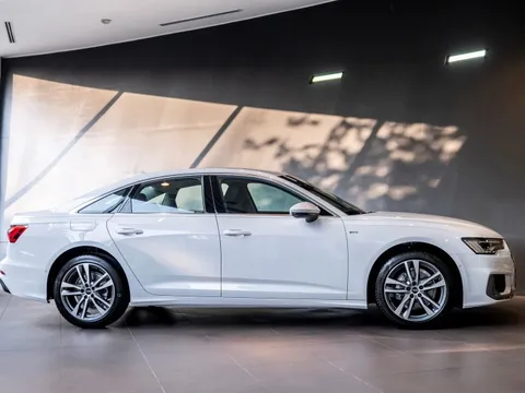 Chỉ hãng xe sang mới 'dám' bán sedan mới tại Việt Nam?