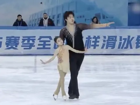 Cặp đôi trượt băng 'đũa lệch' ở Trung Quốc gây phẫn nộ