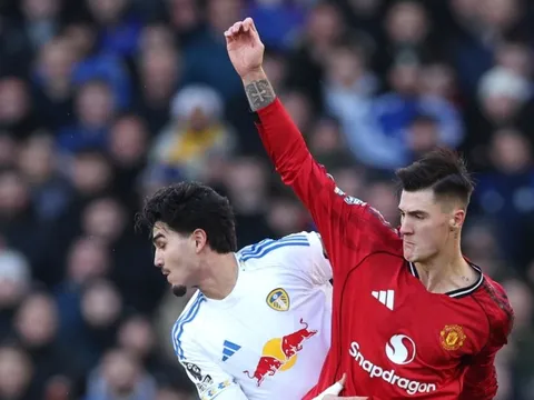 Sesko đang khiến MU trả giá