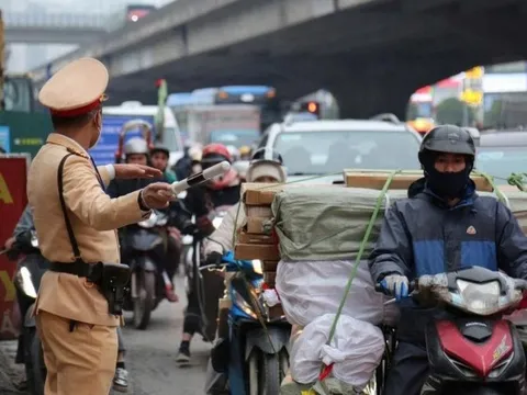 Thông báo khẩn với tất cả người tham gia giao thông ở Hà Nội từ 12 giờ hôm nay