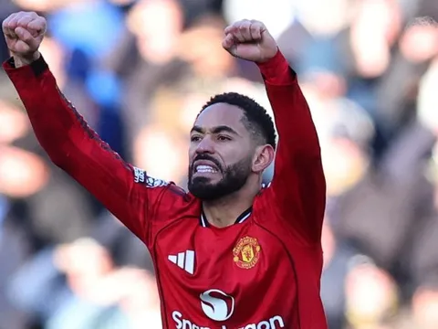 Sự cố ở trận đấu của MU