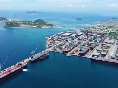 Phát triển Khánh Hòa không nên chỉ dựa vào chiều dài bờ biển