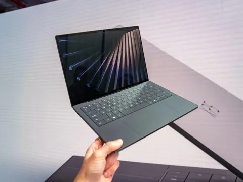 Dell XPS trở lại