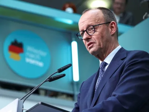 'Gióng chuông' báo động trong nước, Thủ tướng Đức vẫn khẳng định một điều với Ukraine