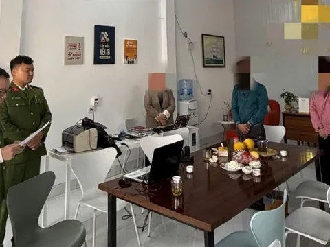 Khám xét khẩn cấp, bắt tạm giam 3 nhân viên bất động sản ở Thái Nguyên