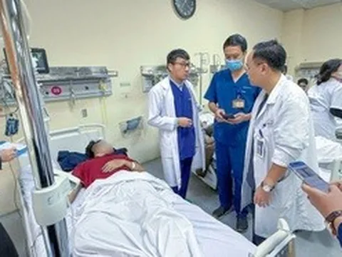 15 người nhập viện trong vụ cháy rạng sáng 7/1 ở Hà Nội