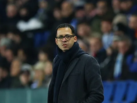 Chelsea có HLV mới