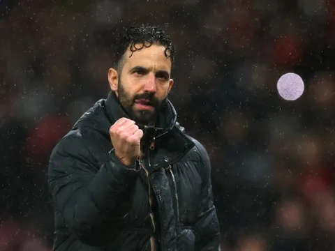 MU đốt gần 100 triệu bảng cho vòng xoáy sa thải HLV