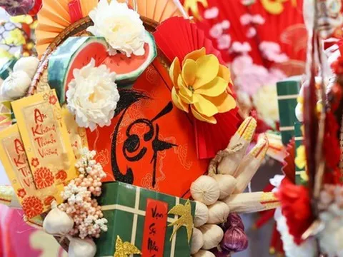 Hướng dẫn tặng quà Tết cho người hưởng lương hưu, trợ cấp mất sức lao động