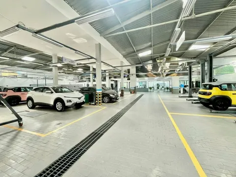 Bán gần 700 xe VinFast trong 3 tháng, CTCP Tập đoàn Tương lai Việt (VFG) có gì?