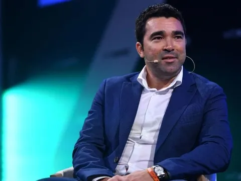 Barcelona giữ Ter Stegen, chuẩn bị đón Cancelo