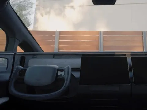 Đây là vô lăng gập trên xe điện tự hành do VinFast sản xuất?