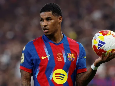 Chuyện gì đang xảy ra với Rashford?