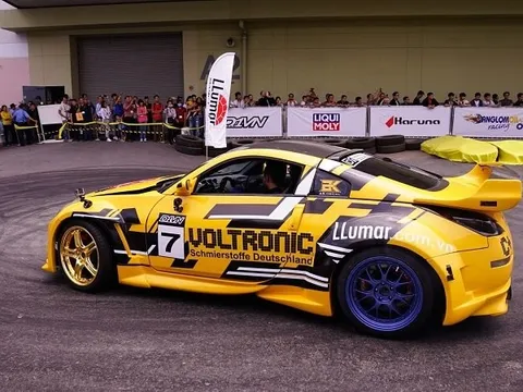 Sức mạnh tổng hợp từ nền tảng V-Connect, mang đến không gian trực tuyến và trực tiếp