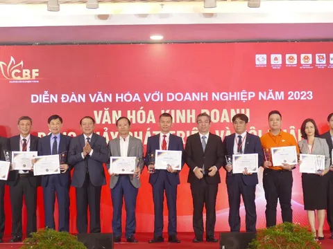 Vinh danh Top 20 “Doanh nghiệp đạt chuẩn Văn hoá kinh doanh Việt Nam” năm 2023