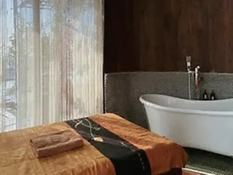 Cuộc hẹn hò mùa xuân ở ốc đảo bình yên trong lòng thành phố