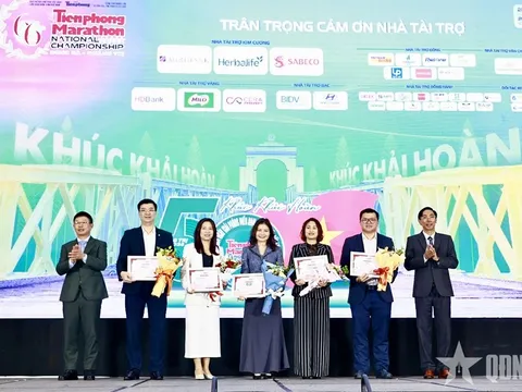 Giải Vô địch Quốc gia Marathon và cự ly dài báo Tiền Phong xóa nhòa khoảng cách, bùng nổ giải thưởng
