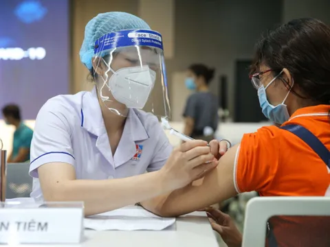 Bộ Y tế đề nghị các địa phương lên kế hoạch tiêm mũi 3 vaccine Covid-19
