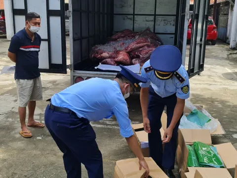 Nghệ An: Tạm giữ gần 3.500 chai rượu ngoại không rõ xuất xứ